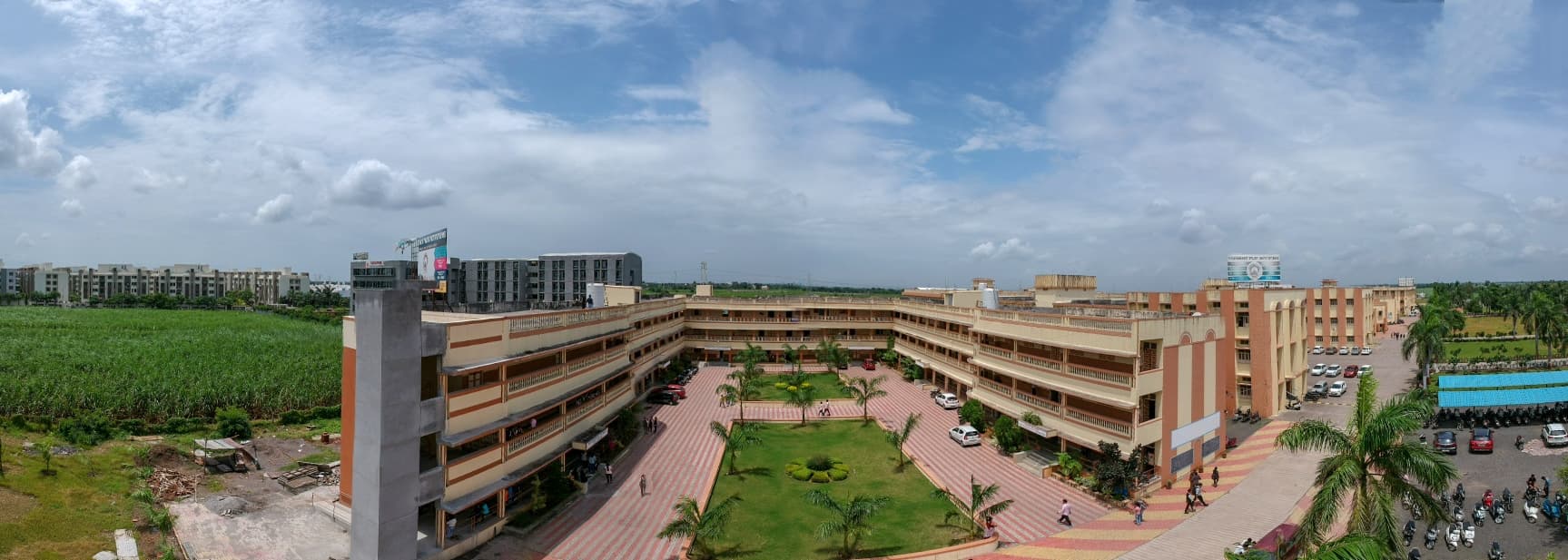 Vidyabharti Trust College Of Master in computer Application Surat Campus photo 6